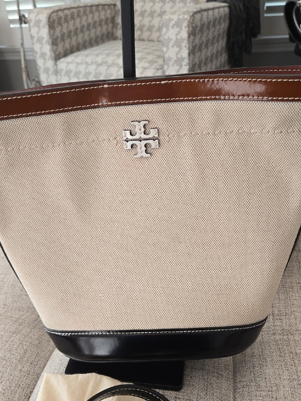 Tory Burch McGraw Canvas Bucket Bag with Black & Brown Trim - Picture 2 of 14